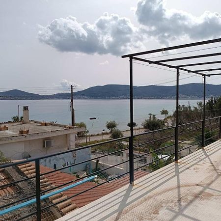 Oli'S Sea House Villa Salamina Exterior photo